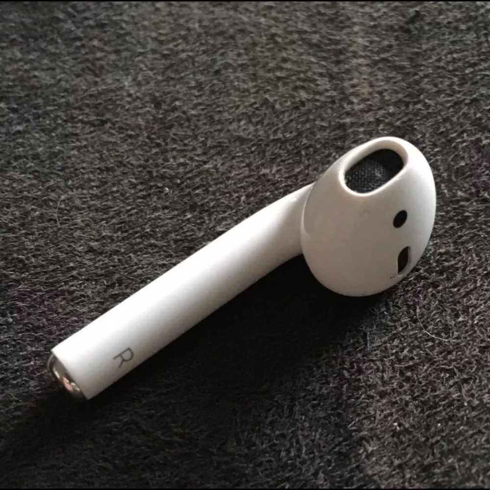 Apple AirPod right only